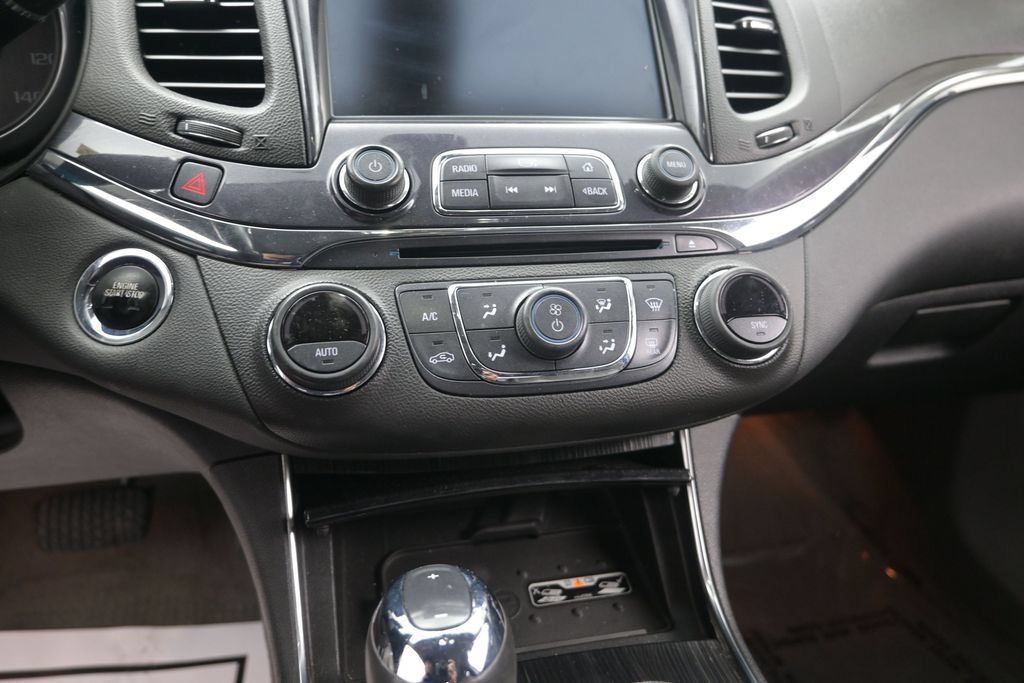 Used 2018 Chevrolet Impala Premier FWD image 14