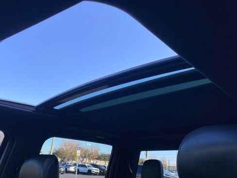 Used 2018 Ford F150 Lariat image 26