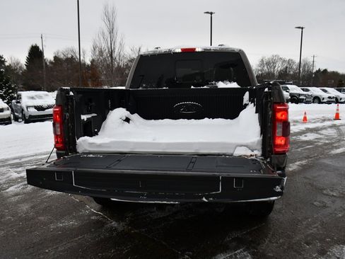 Used 2022 Ford F150 XLT w/ Equipment Group 302A High image 18