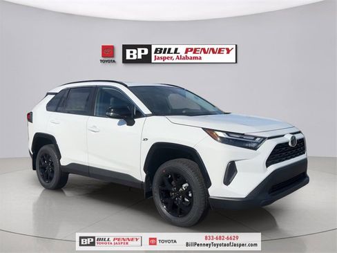 New 2025 Toyota RAV4 XLE image 7
