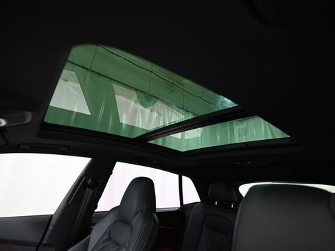 Used 2022 Audi SQ8 Prestige w/ Prestige Package image 23