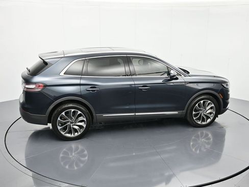 Used 2023 Lincoln Nautilus Reserve image 33