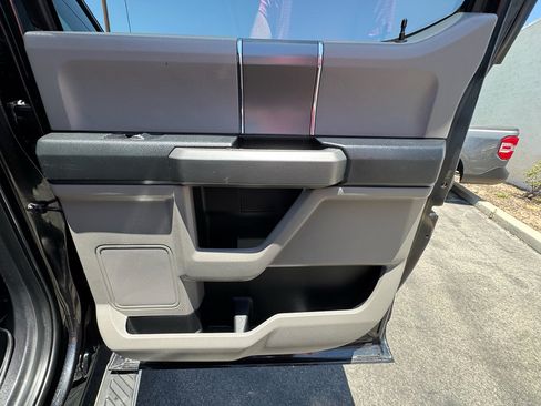 Used 2015 Ford F150 XLT w/ Equipment Group 302A Luxury RWD image 25