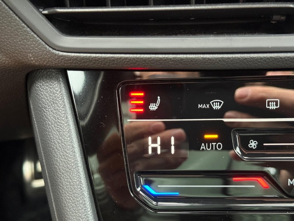 Certified 2026 Volkswagen Jetta Sport FWD image 20