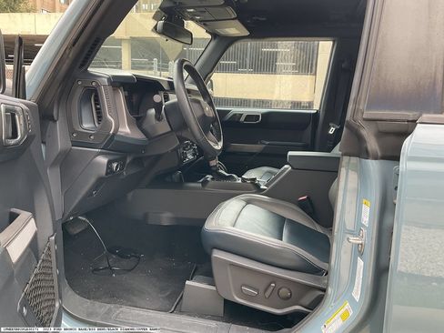 Used 2023 Ford Bronco Outer Banks AWD/4WD image 8