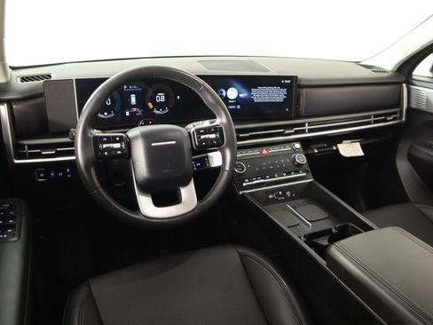 Certified 2025 Hyundai Santa Fe XRT image 2