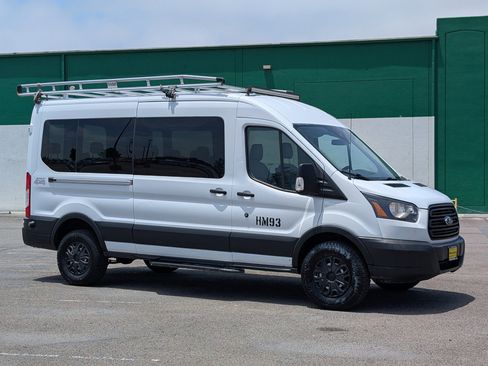 Used 2018 Ford Transit 350 XL image 1