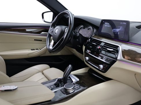 Used 2017 BMW 530i RWD image 42