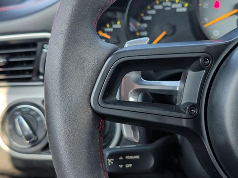 Used 2018 Porsche 911 GT3 image 14