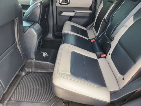 Used 2022 Ford Bronco Wildtrak AWD/4WD image 35