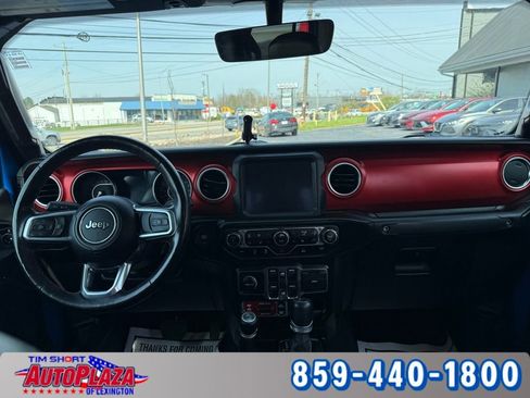 Used 2022 Jeep Gladiator Rubicon w/ LED Lighting Group AWD/4WD image 32