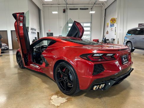 Used 2021 Chevrolet Corvette Stingray Coupe w/ 1LT RWD image 10