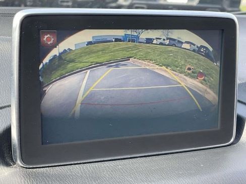 Used 2014 MAZDA MAZDA3 i Touring w/ Technology Package image 34