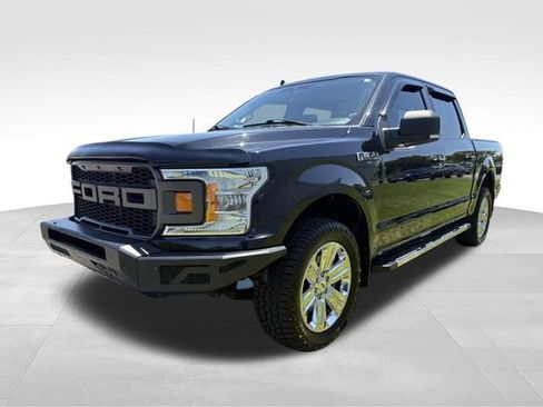Used 2020 Ford F150 XLT w/ Equipment Group 302A Luxury AWD/4WD image 9
