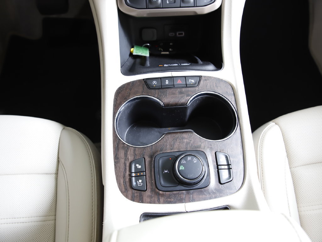 Used 2023 GMC Acadia Denali AWD/4WD image 15