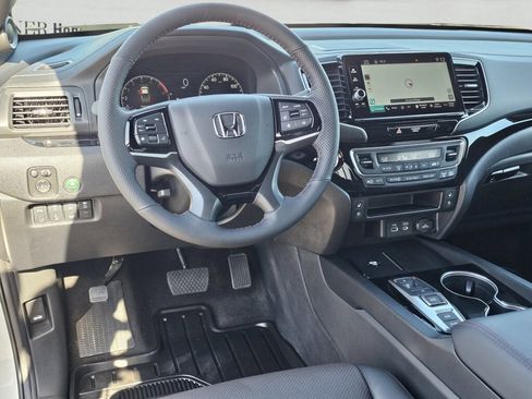 Used 2026 Honda Ridgeline Black Edition image 38