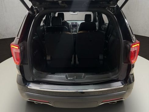 Used 2018 Ford Explorer Limited w/ Equipment Group 301A AWD/4WD image 23