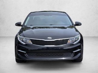 Used 2018 Kia Optima LX w/ 17" Alloy Wheels Package video 2