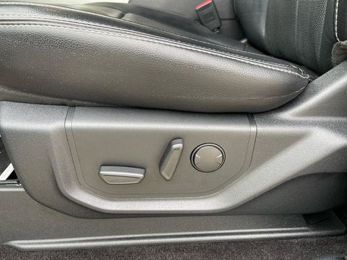 Used 2019 Ford F150 Lariat w/ Equipment Group 502A Luxury image 27