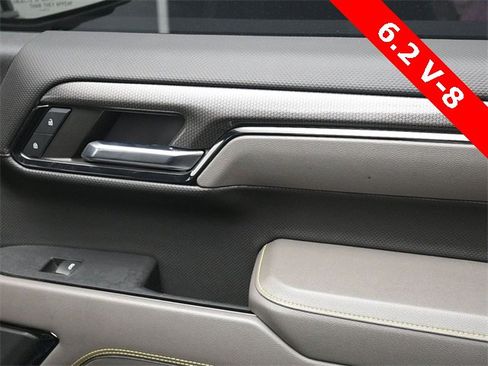 Used 2024 Chevrolet Silverado 1500 ZR2 w/ Technology Package image 18