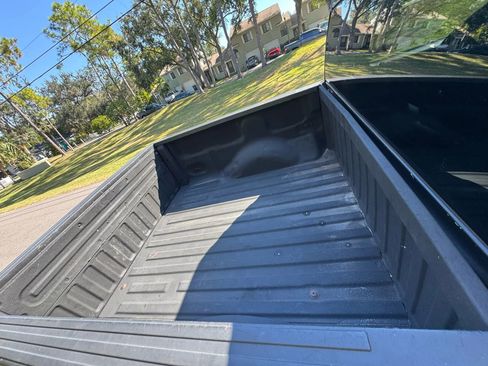 Used 2013 Ford F150 XLT w/ XLT Chrome Pkg image 24