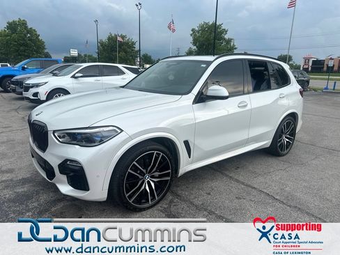 Used 2019 BMW X5 xDrive40i w/ M Sport Package AWD/4WD image 1