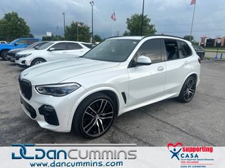 Used 2019 BMW X5 xDrive40i w/ M Sport Package AWD/4WD video 1