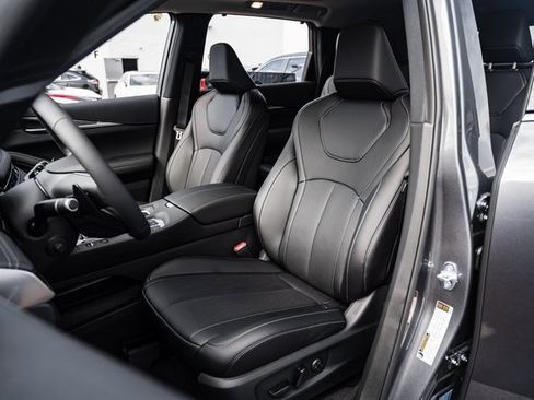 New 2026 INFINITI QX60 Luxe w/ Cargo Package image 14