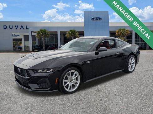 Used 2024 Ford Mustang GT Premium image 8