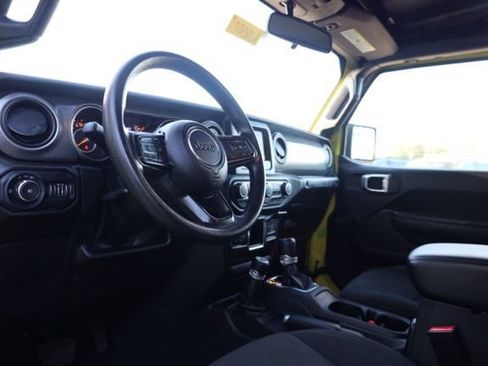 Used 2022 Jeep Wrangler Unlimited Willys image 14