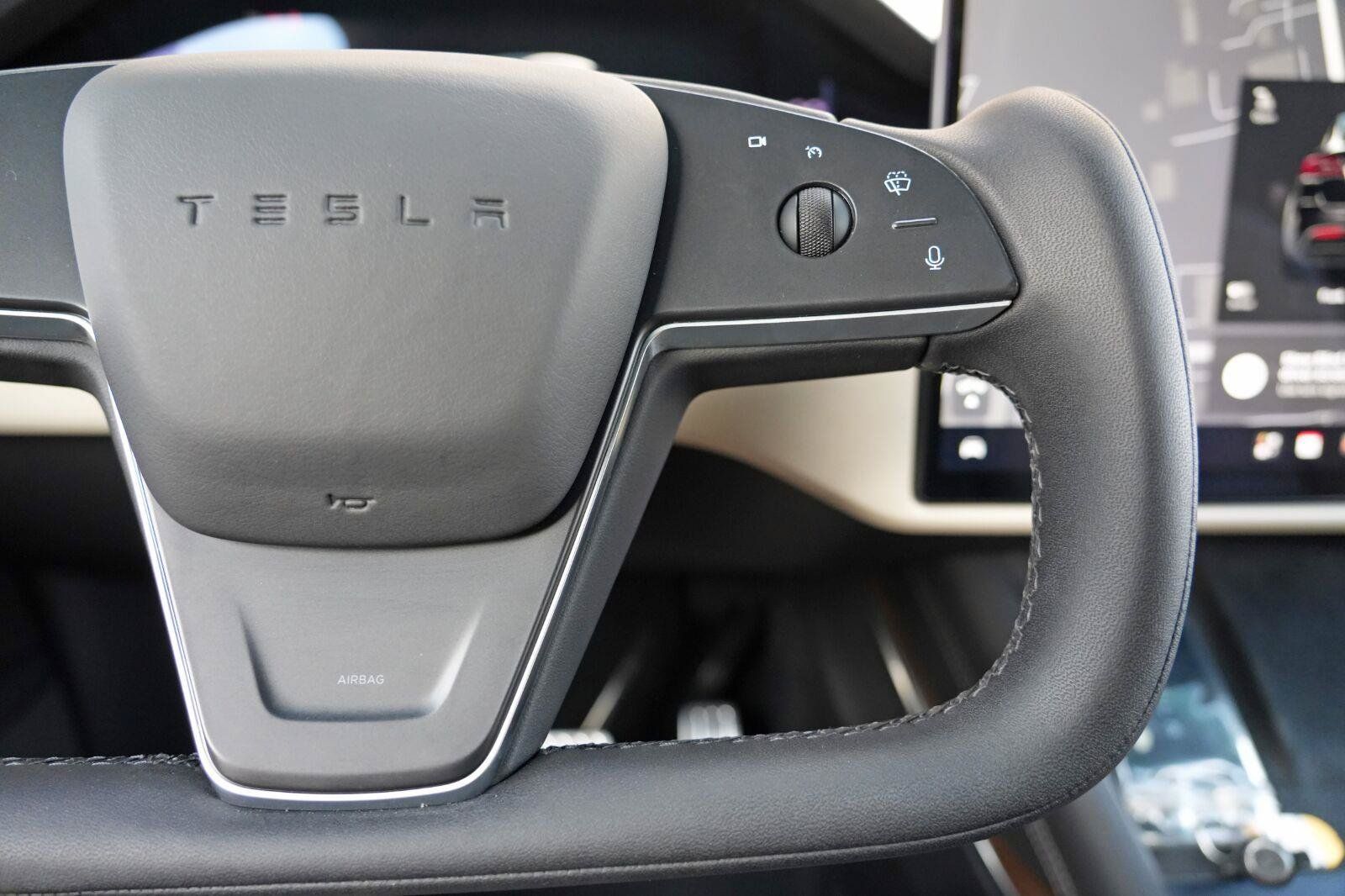 Used 2023 Tesla Model X AWD/4WD image 20