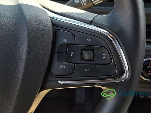 Used 2025 Buick Envista Preferred w/ Convenience I Package FWD image 23