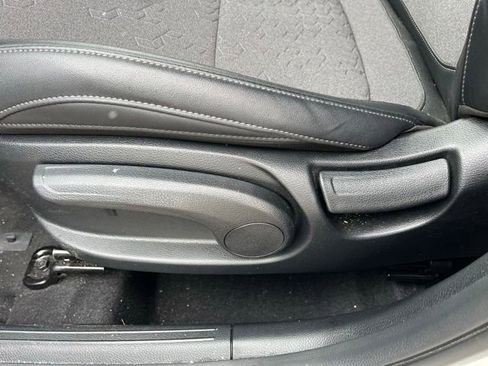 Certified 2025 Kia Seltos S image 20