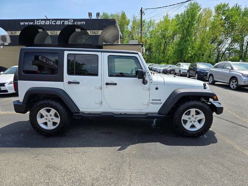 Used 2017 Jeep Wrangler Unlimited Sport w/ Quick Order Package 24S image 2