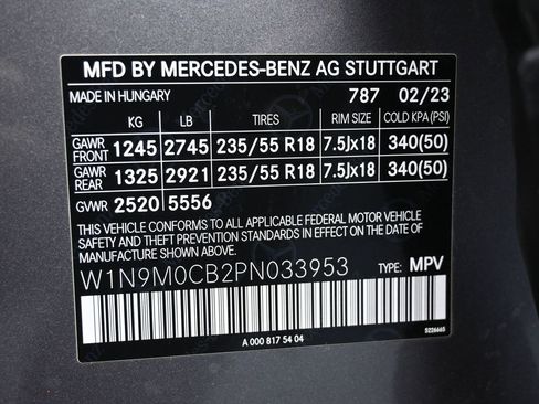 Used 2023 Mercedes-Benz EQB 250+ 250+ w/ Exclusive Package image 44