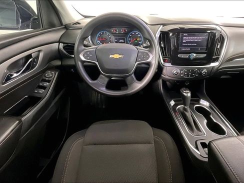 Used 2020 Chevrolet Traverse LS FWD image 6