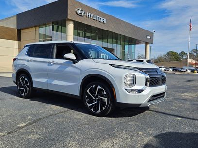 Used 2024 Mitsubishi Outlander SE