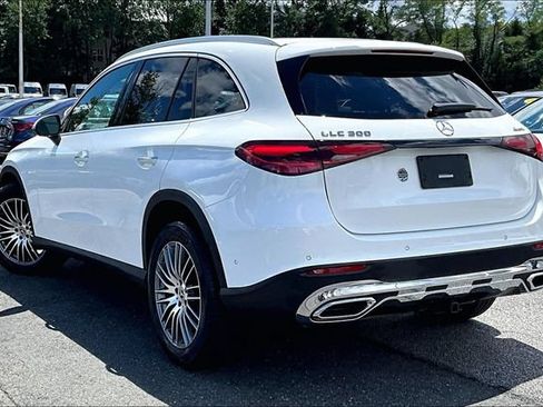Used 2026 Mercedes-Benz GLC 300 4MATIC image 10