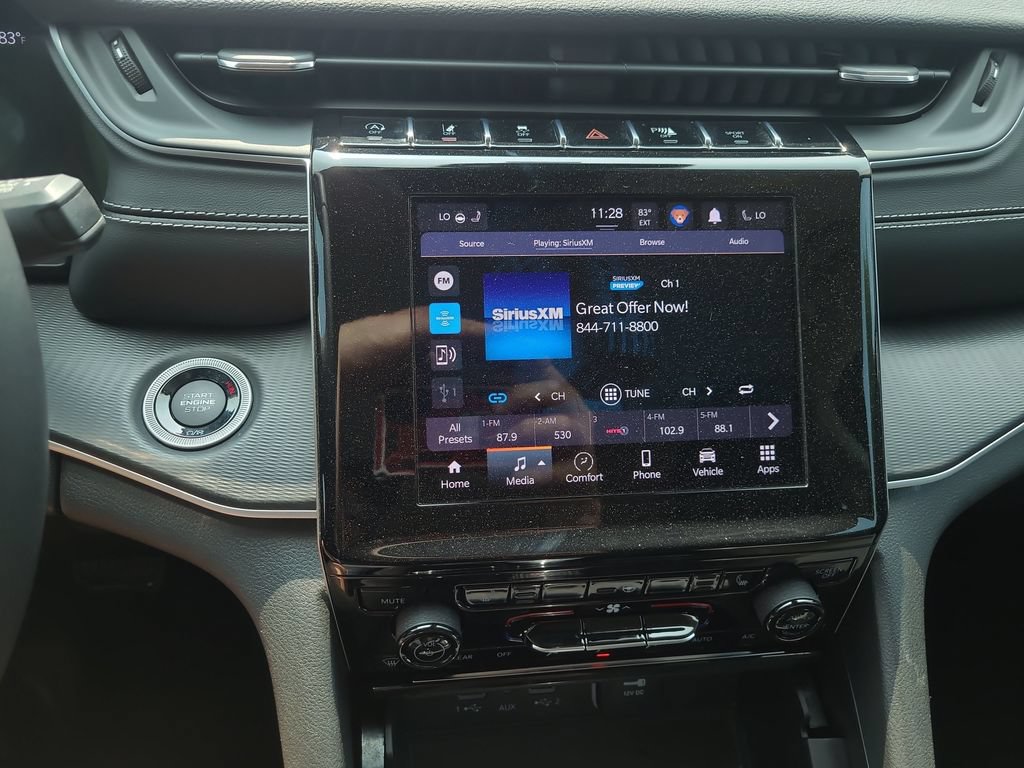 Used 2024 Jeep Grand Cherokee L Laredo w/ Luxury Tech Group I AWD/4WD image 21