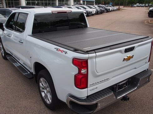 Used 2026 Chevrolet Silverado 1500 LTZ w/ LTZ Premium Package AWD/4WD image 5