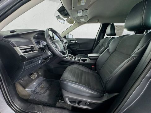 Used 2022 Mitsubishi Outlander SE AWD/4WD image 11