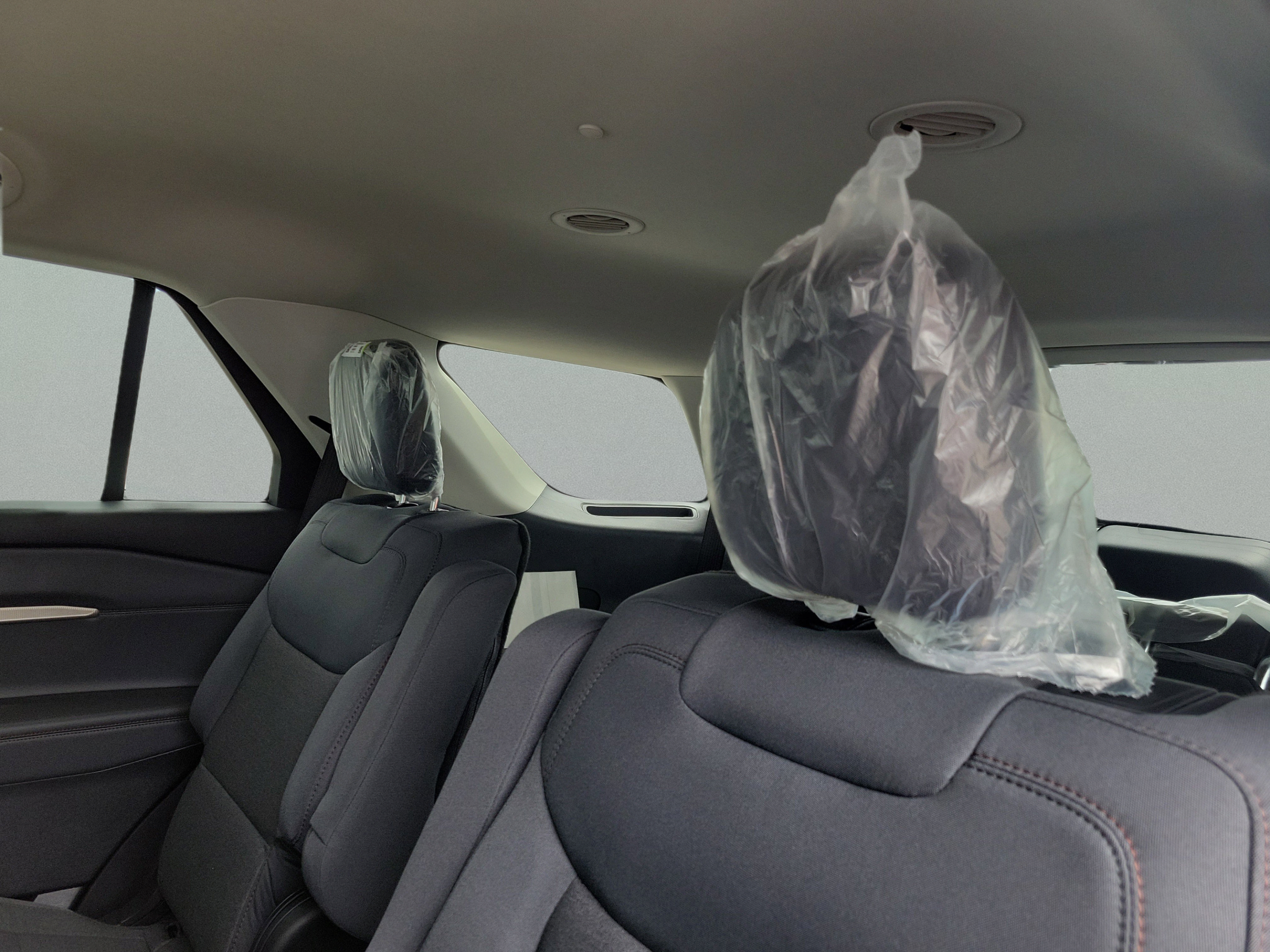 New 2026 Ford Explorer Active RWD image 10