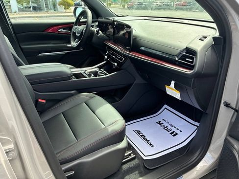 New 2026 Chevrolet Traverse Z71 AWD/4WD image 37