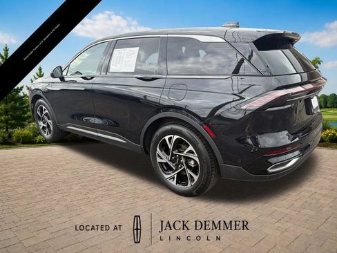 Used 2024 Lincoln Nautilus Premier w/ Equipment Group 102A AWD/4WD image 4