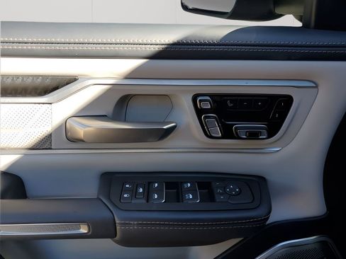 Used 2025 RAM 1500 Tungsten w/ Off Road Group image 30