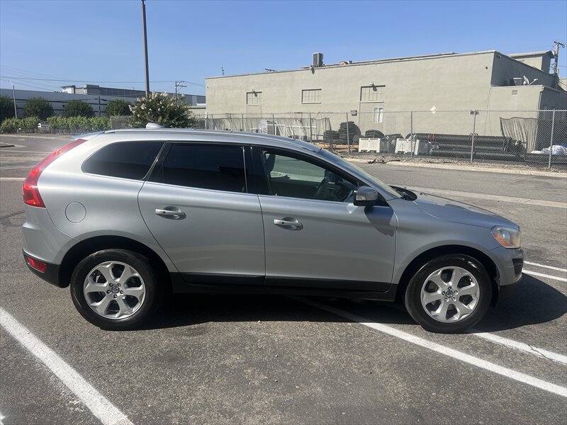 Used 2013 Volvo XC60 3.2 FWD image 17