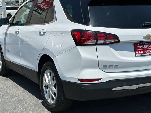Used 2024 Chevrolet Equinox LT FWD image 5
