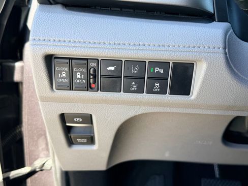 Used 2019 Honda Odyssey Touring image 31