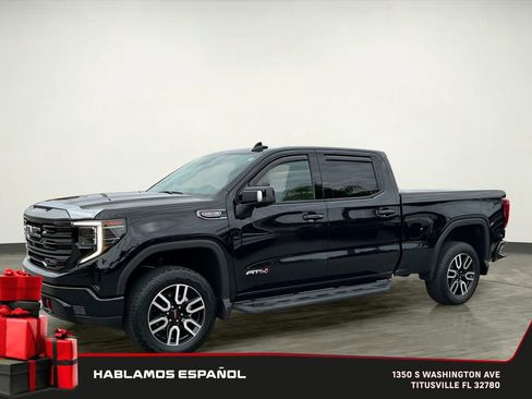 Certified 2022 GMC Sierra 1500 AT4 w/ AT4 Premium Package image 2
