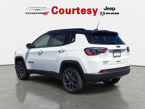 New 2026 Jeep Compass Limited w/ Sun, Sound & Navigation Group AWD/4WD image 5